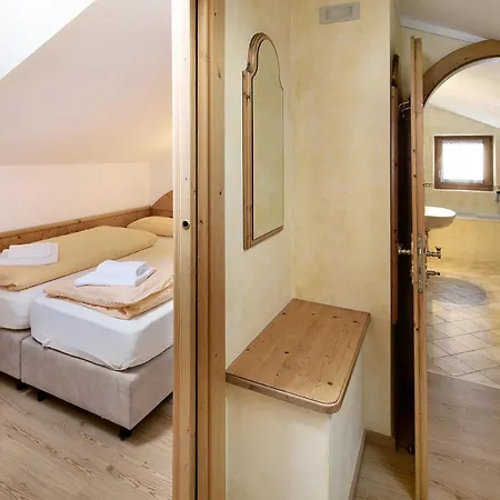 Casa Li Roina N 44 *
